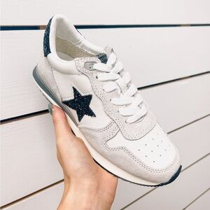 Vintage Havana Rock 3 Sneakers Size 6